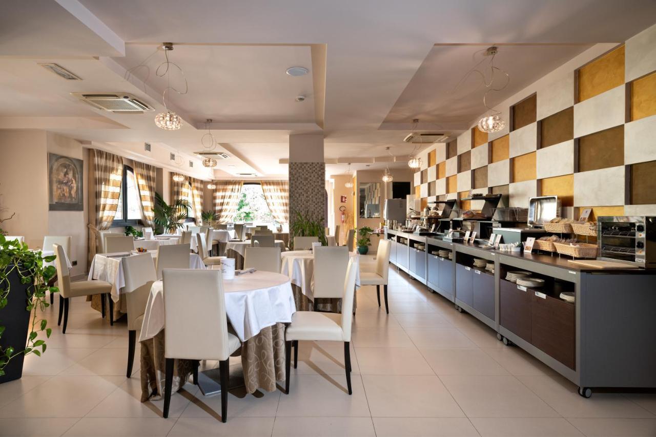 Hotel La Cartiera Vignola  Extérieur photo