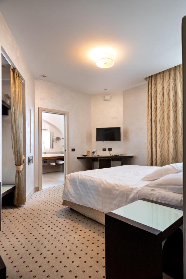 Hotel La Cartiera Vignola  Extérieur photo