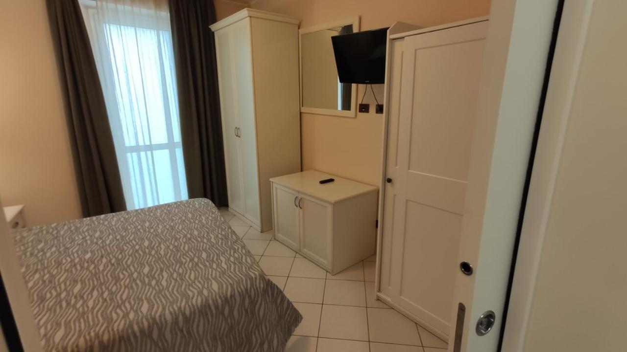 Hotel La Cartiera Vignola  Extérieur photo